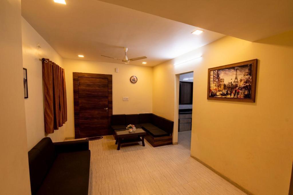 Paramount 3 Ac Bedrooms Hall Garden With Lake View Панчгани Экстерьер фото