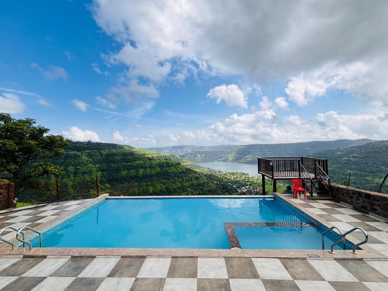 Paramount 3 Ac Bedrooms Hall Garden With Lake View Панчгани Экстерьер фото